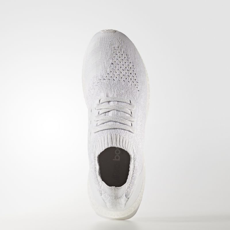 Ultra boost uncaged hot sale triple white